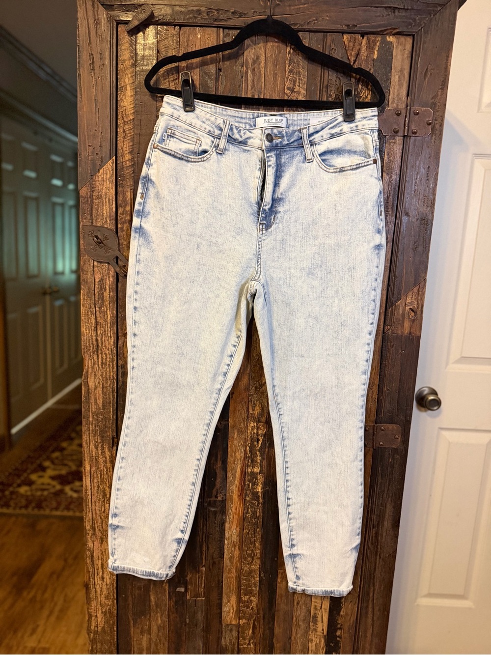 Judy Blue Jeans Women 13/31 Light Acid Wash High Rise Mom Tapered Stretch JB8224